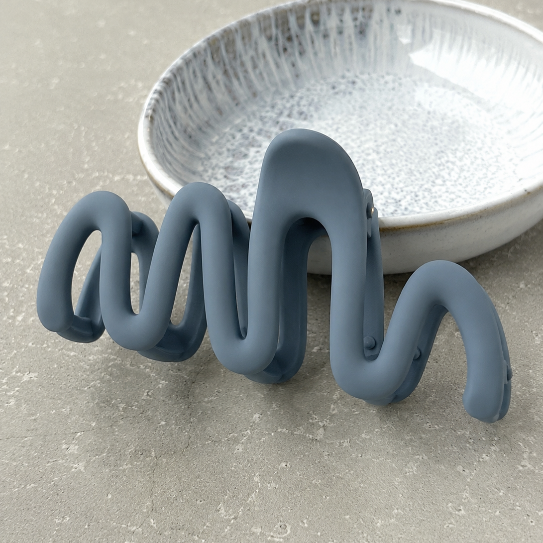 Dusty Blue Matte Wavy Claw Clamp