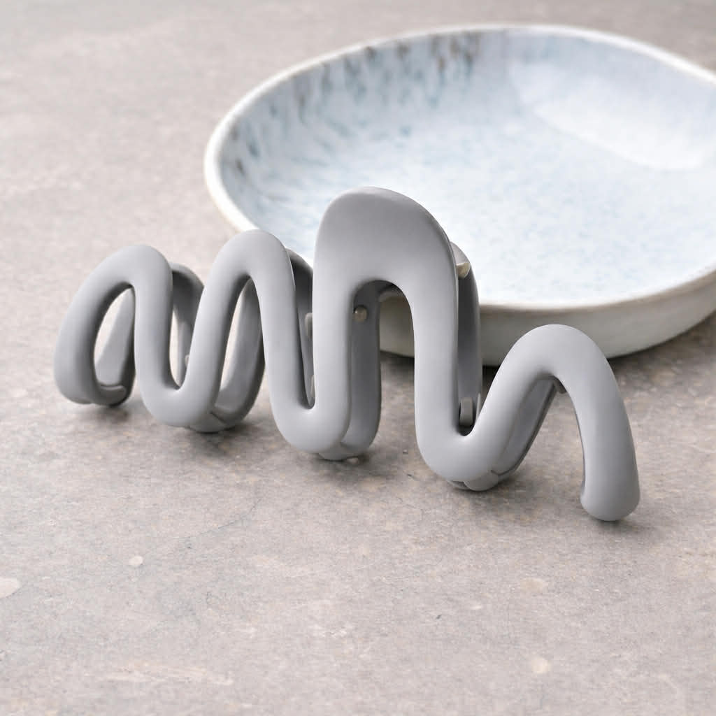 Grey Matte Wavy Claw Clamp