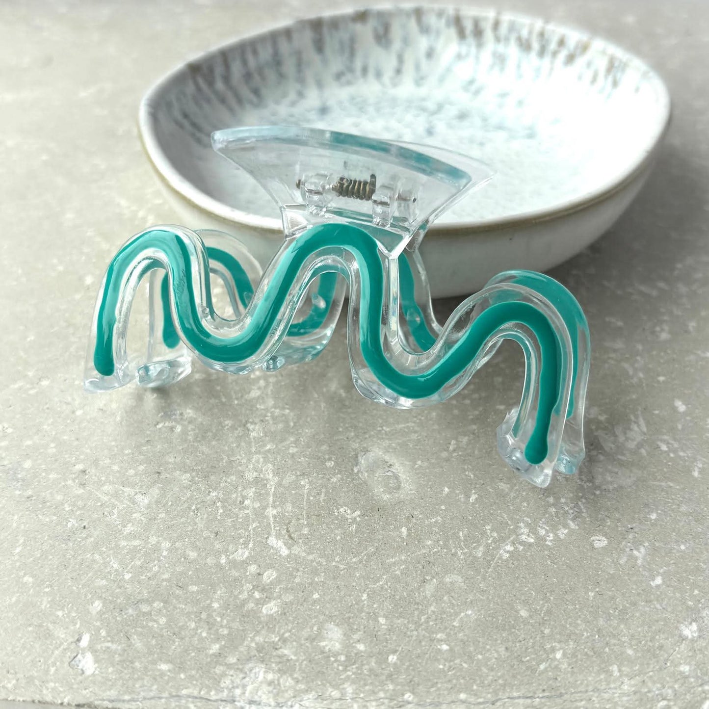 Turquoise and Clear Wavy Claw Clamp