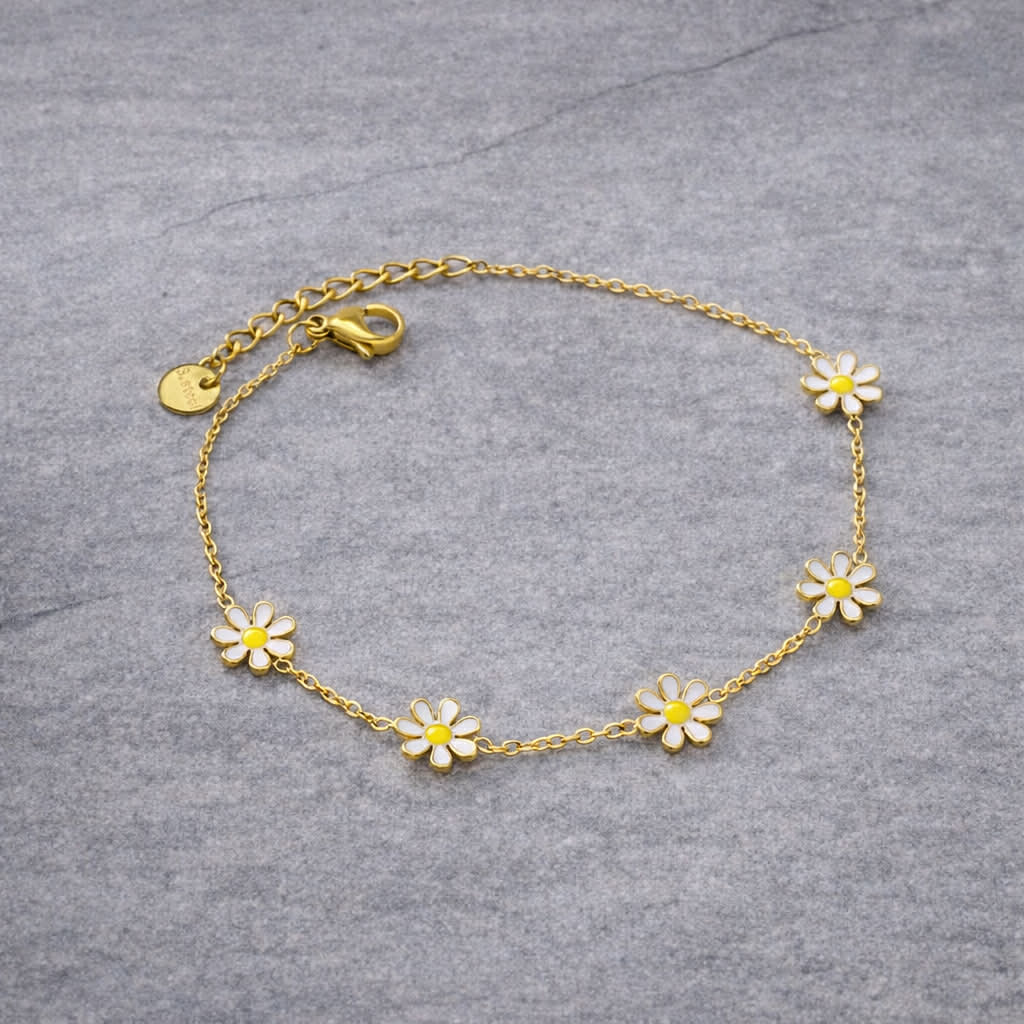 Tarnish Resistant Daisy Bracelet