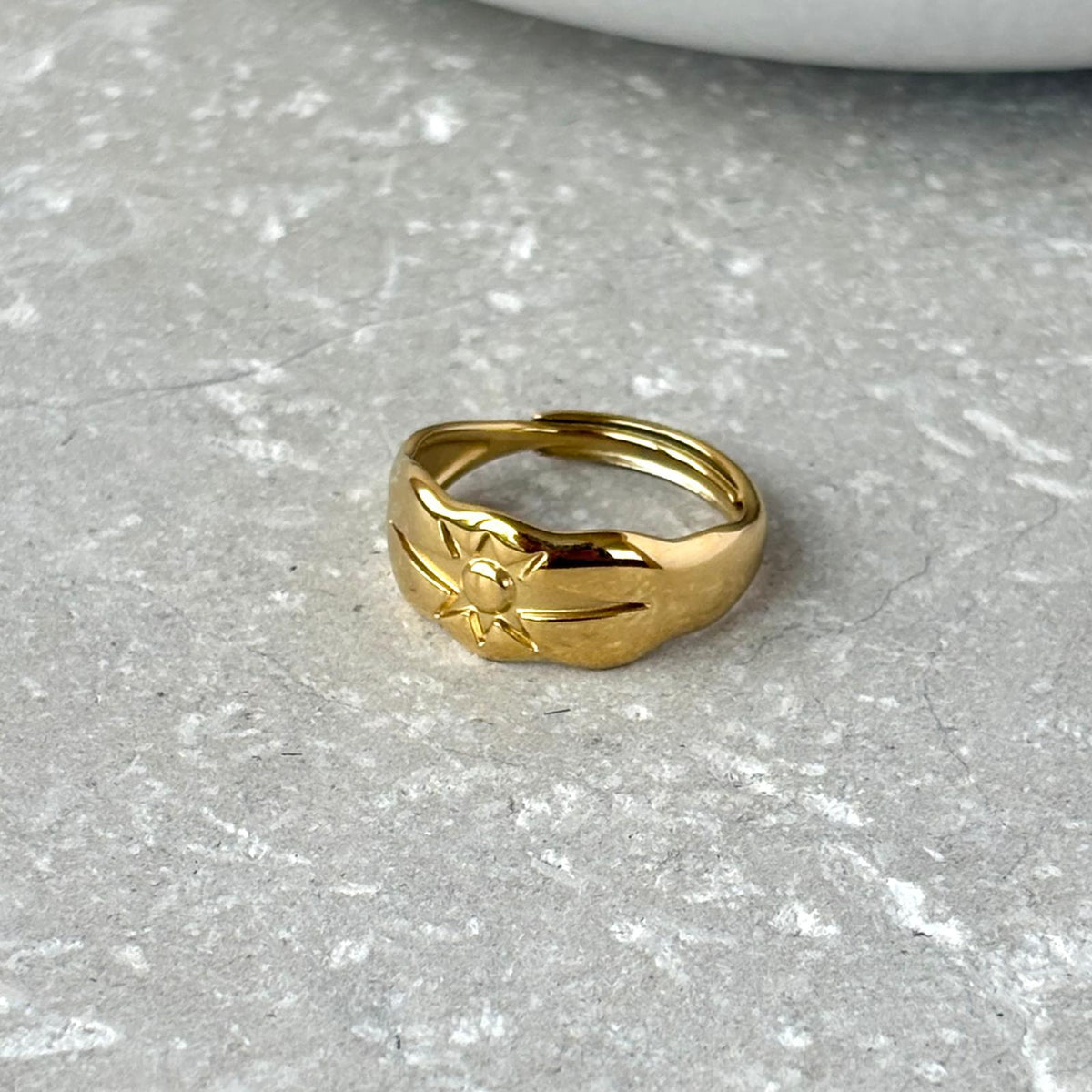 Tarnish Resistant Sunburst Signet Ring