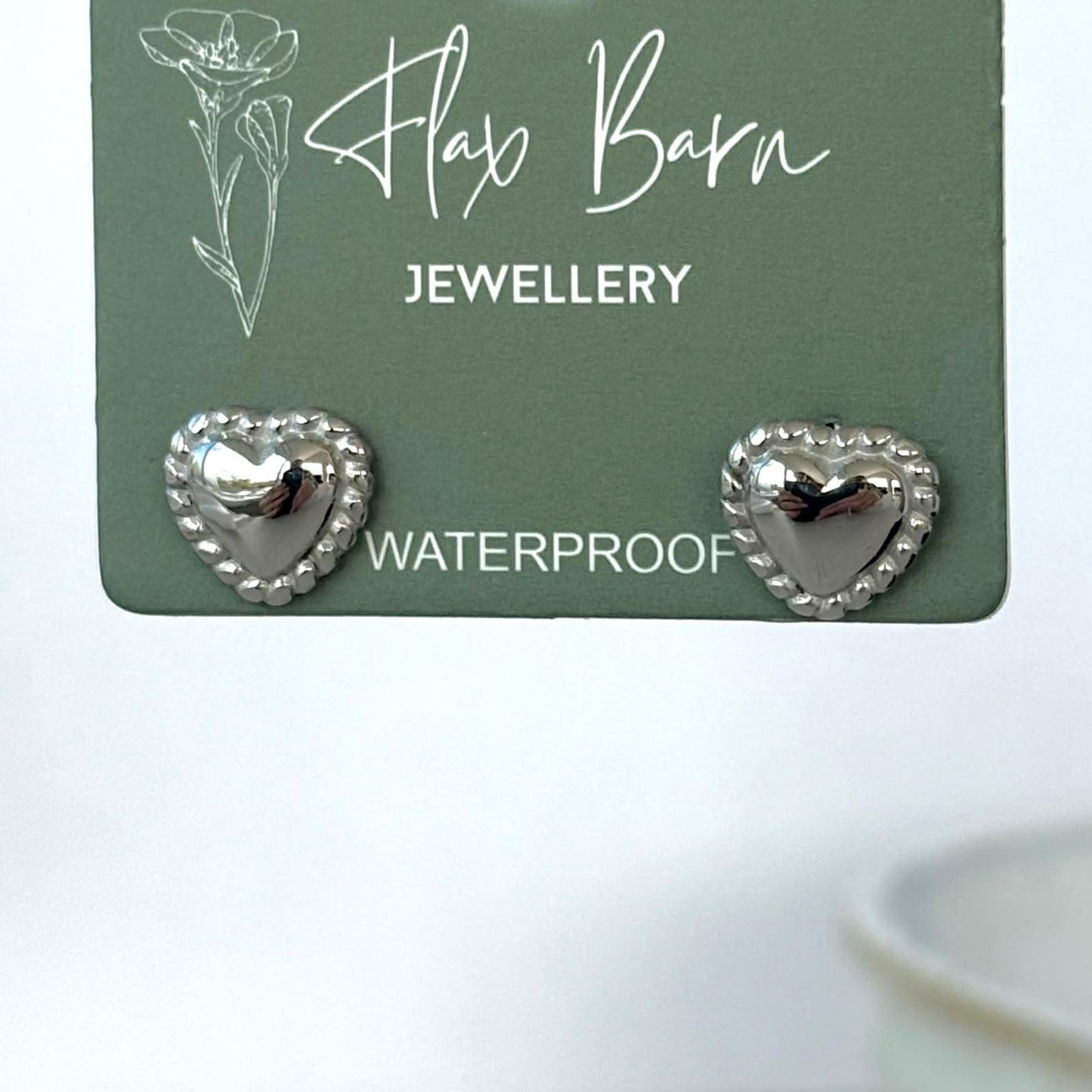 Tarnish Resistant Piped Border Heart Studs