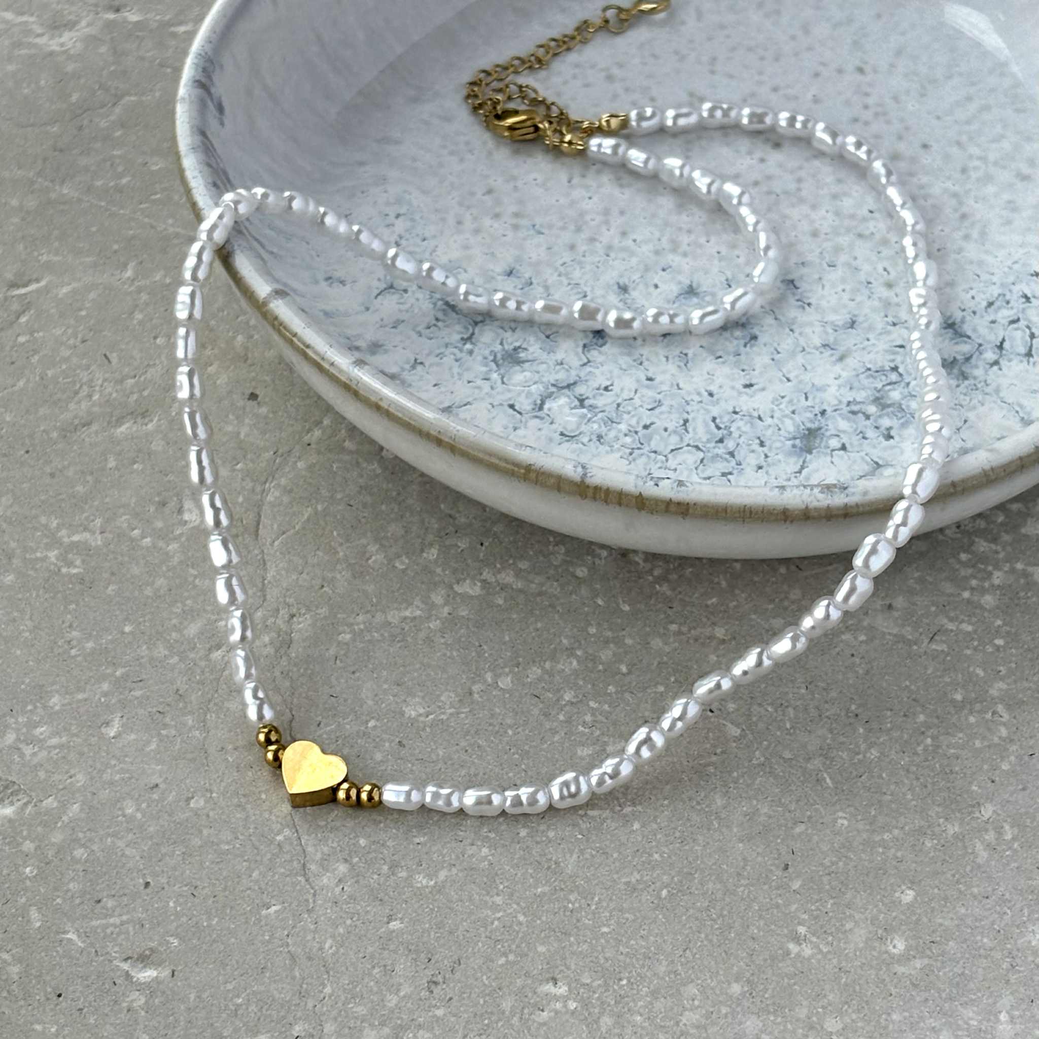 Tarnish Resistant Pearl and Heart Necklace – Flax Barn Jewellery