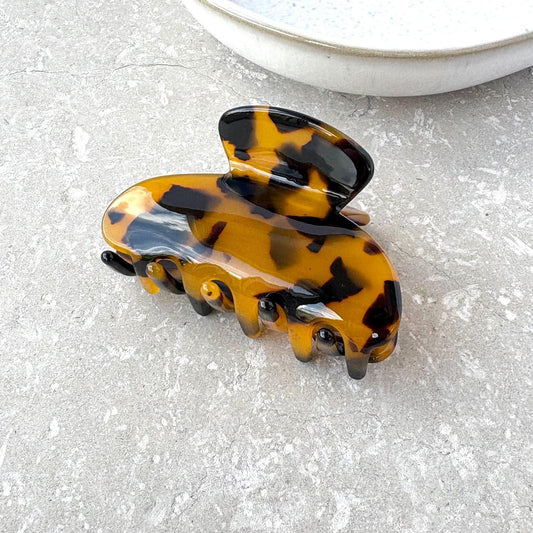 Small Tortoise Shell Print Claw Clip