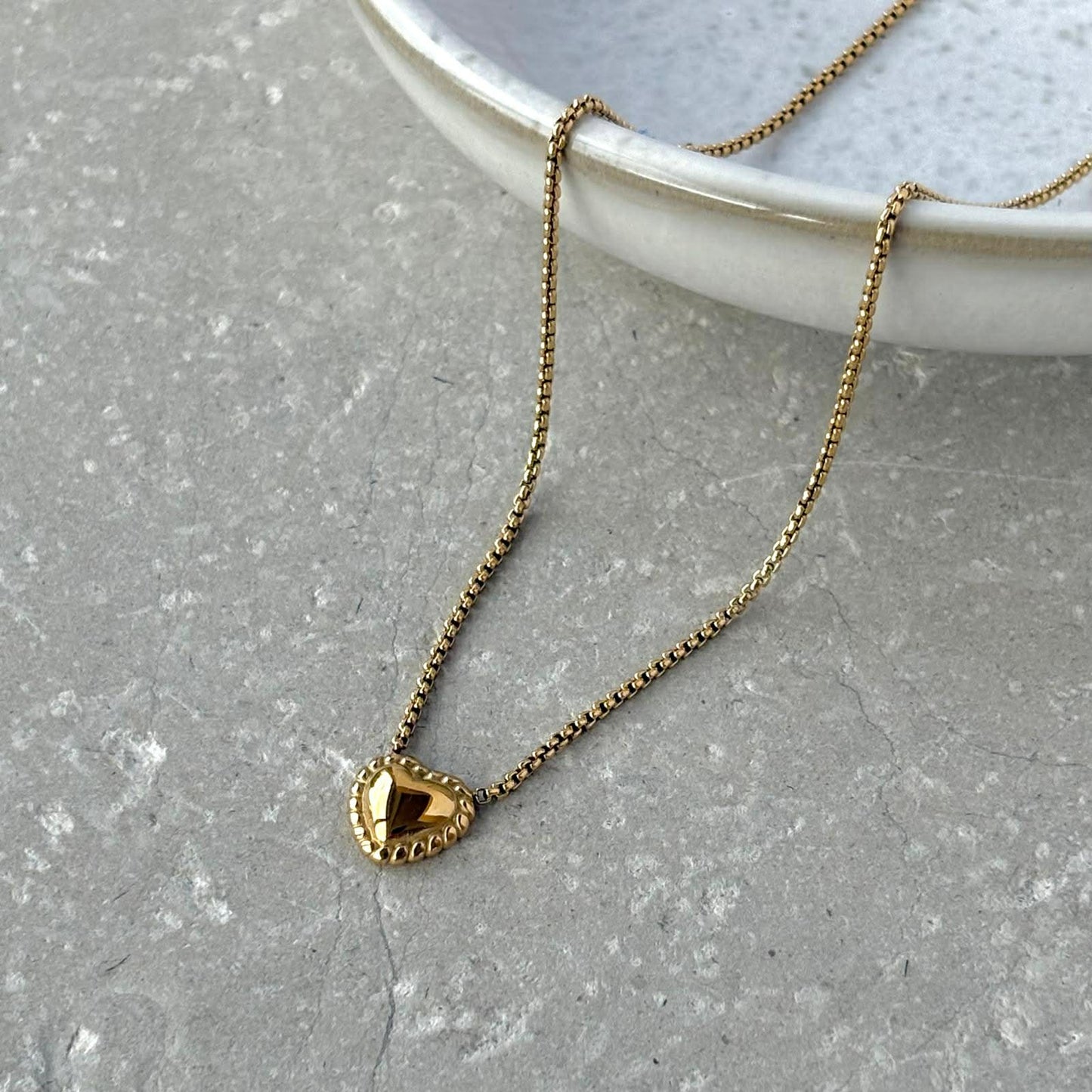 Tarnish Resistant Piped Heart Necklace