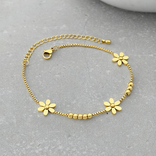 Tarnish Resistant Flower Bead Bracelet