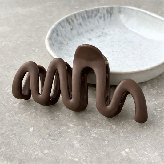 Brown Matte Wavy Claw Clamp