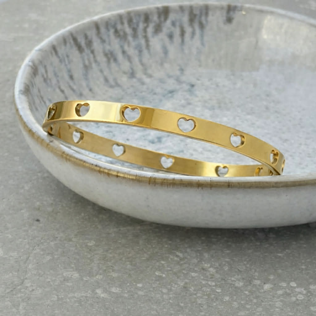 Tarnish Resistant Heart Cutout Hinged Bangle