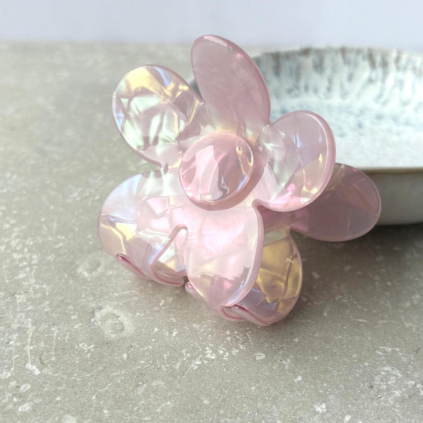 Pink Pearlescent Daisy Claw Clip