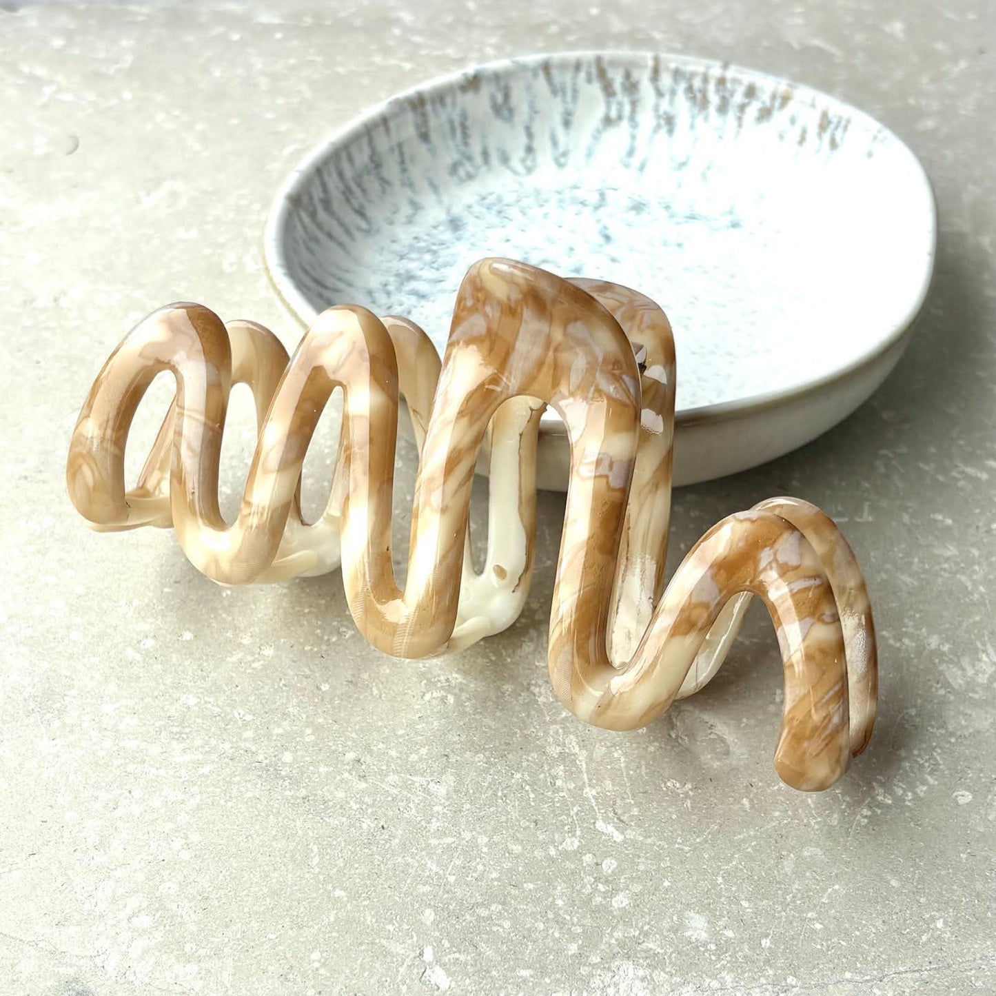 Brown Marble Wavy Claw Clamp