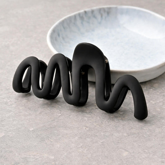 Black Matte Wavy Claw Clamp
