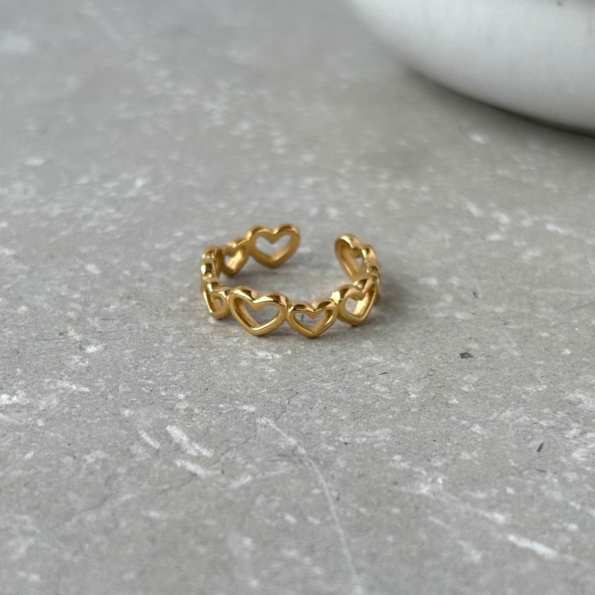 Tarnish Resistant Alternating Heart Open Ring